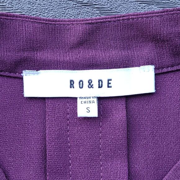 💙3 for $30💙 Ro & De Plum High-Low Flutter Sleeve Blouse - Picture 4 of 7